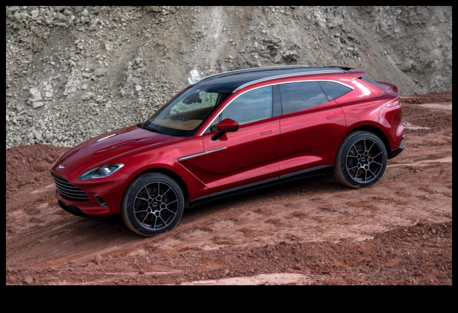 Градски SUV хроники: Лични разкази от обитатели на градски SUV