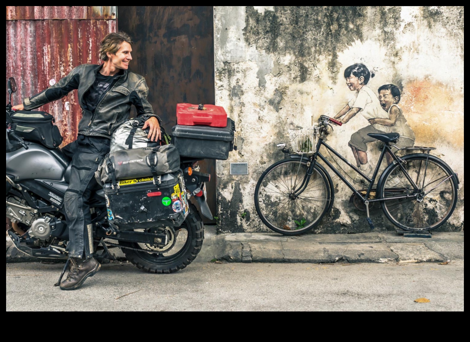 Преследване на хоризонта: Епични пътешествия с мотоциклет през континенти