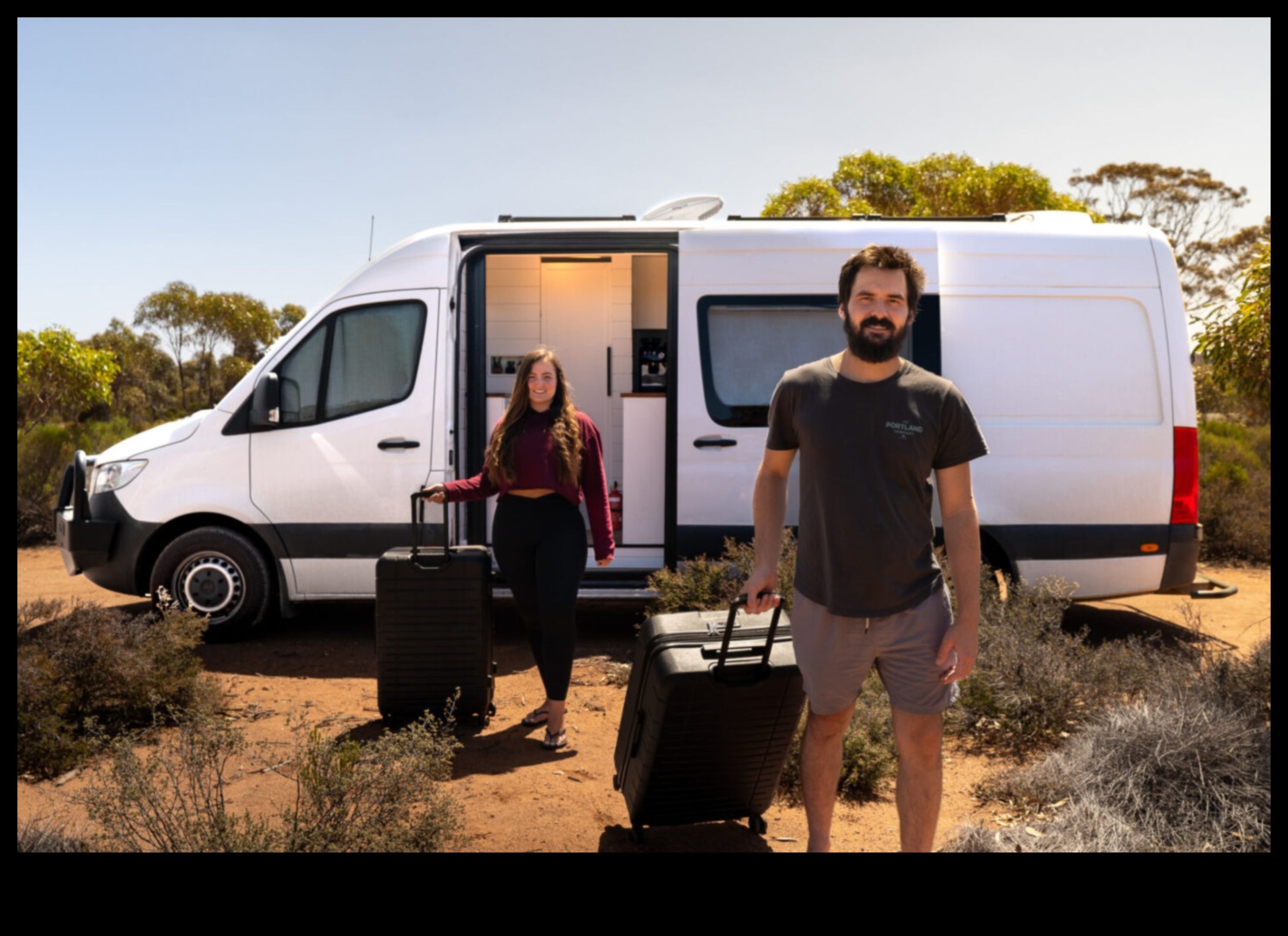 Ванинг за кауза: Инициативи на общността и филантропия по пътя