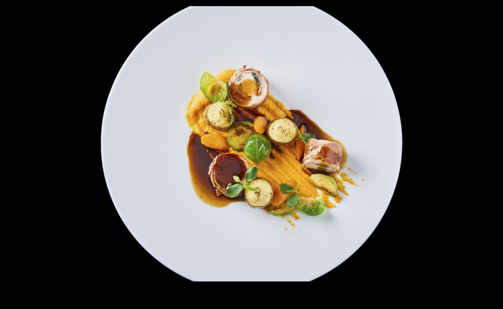 Страни със стил: Кулинарна елегантност за подобряване на чинията ви