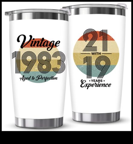 Намек в съответствие с носталгия 50+ немодерен и немодерен предмети за сантименталния дух