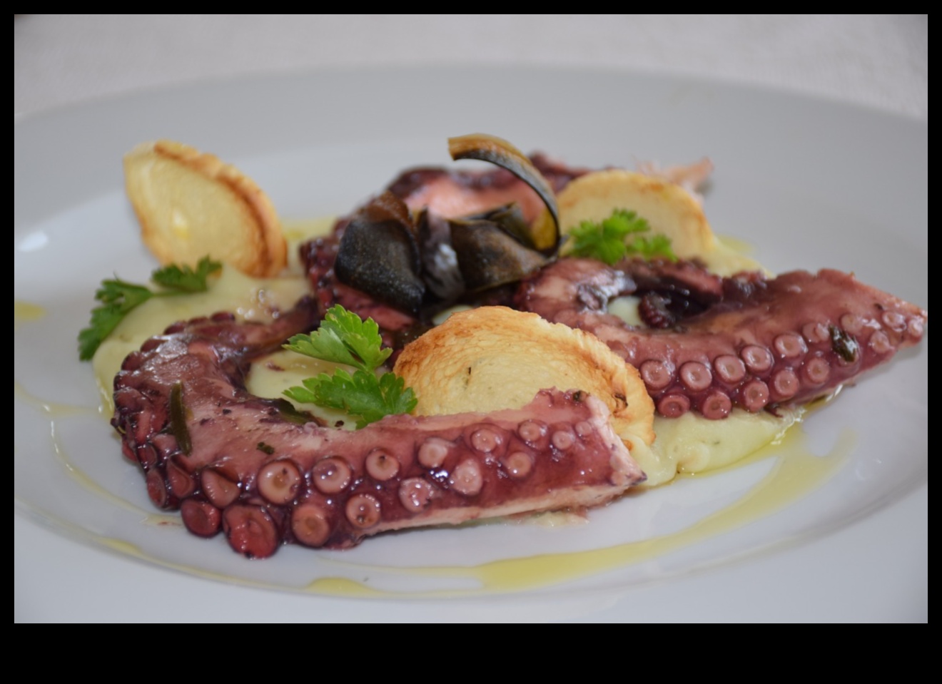 Епикурейски експедиции: Кулинарни приключения в луксозни превозни средства