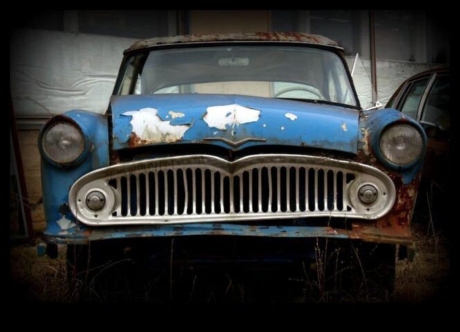 Немодерен великолепие Вечната красота според класическите коли