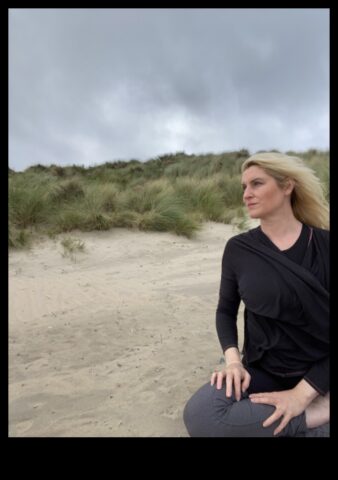 Спокойни вълни Пътувам до работа със сканиране според тялото срещу успокоението